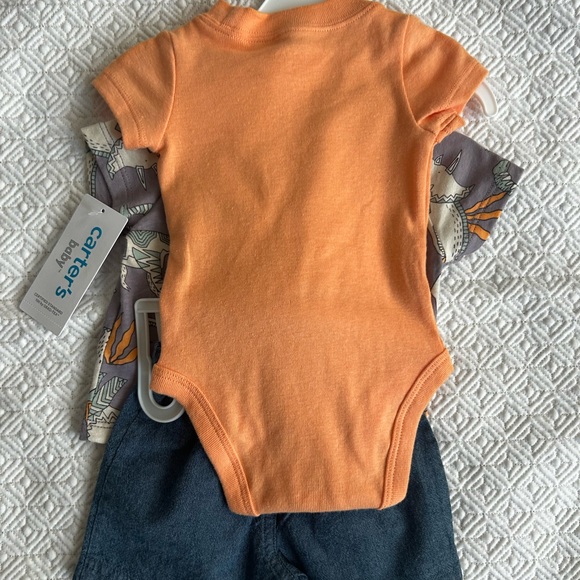 Carter’s NB 3pc outfit - Picture 3 of 6